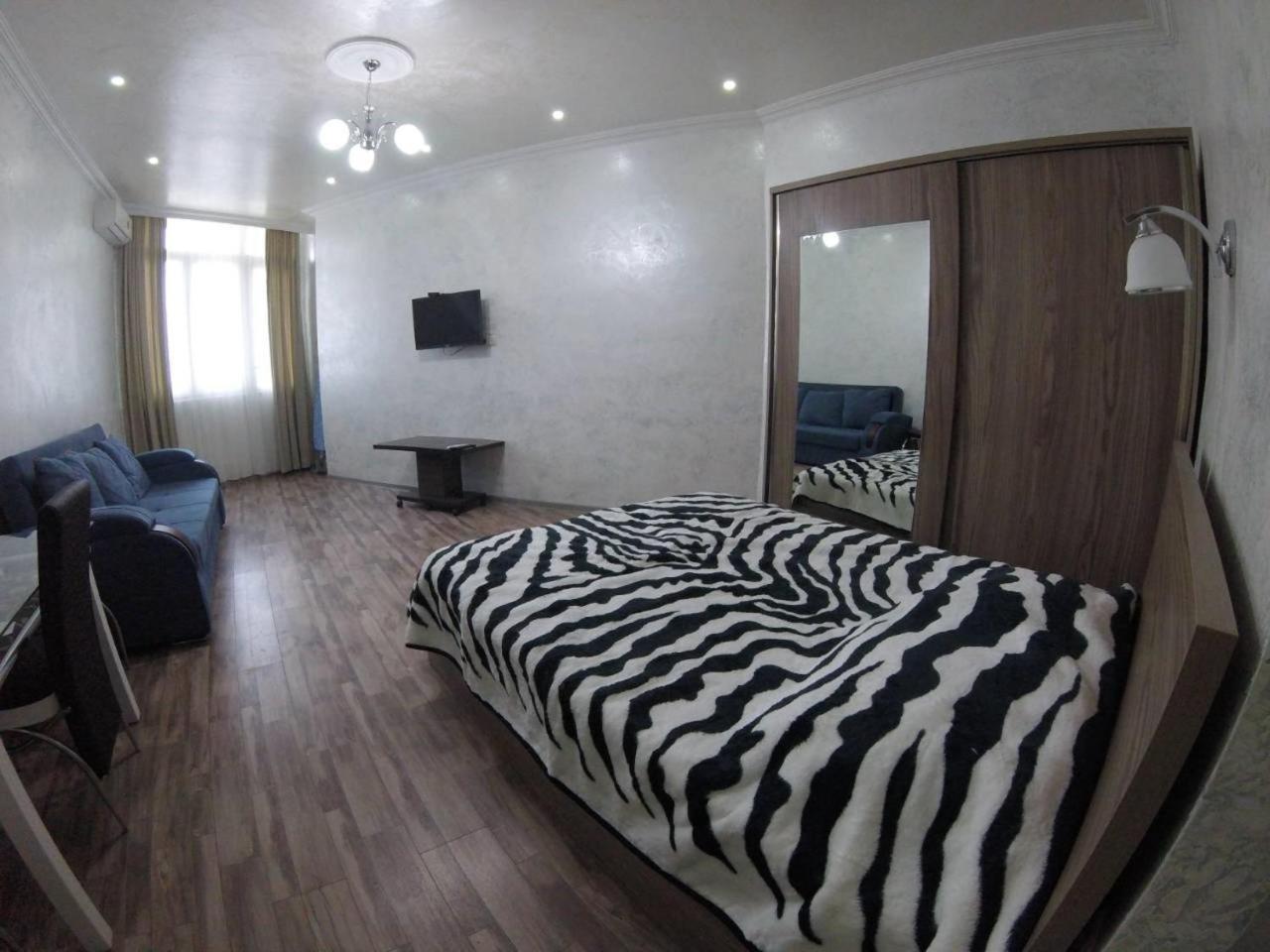 Sky-G Sea View Apartment Батуми Экстерьер фото