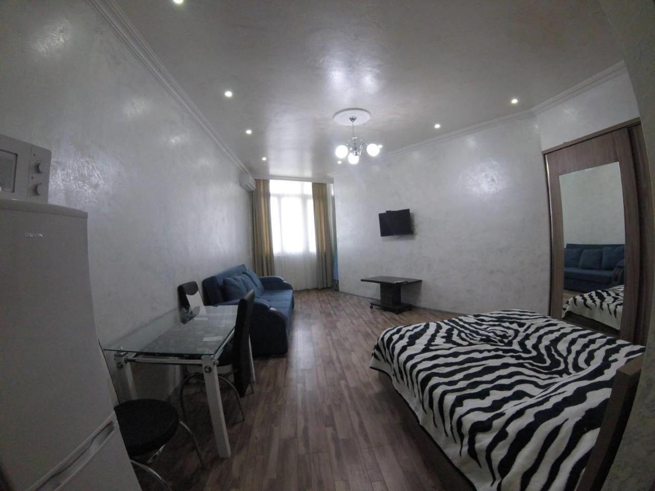 Sky-G Sea View Apartment Батуми Экстерьер фото
