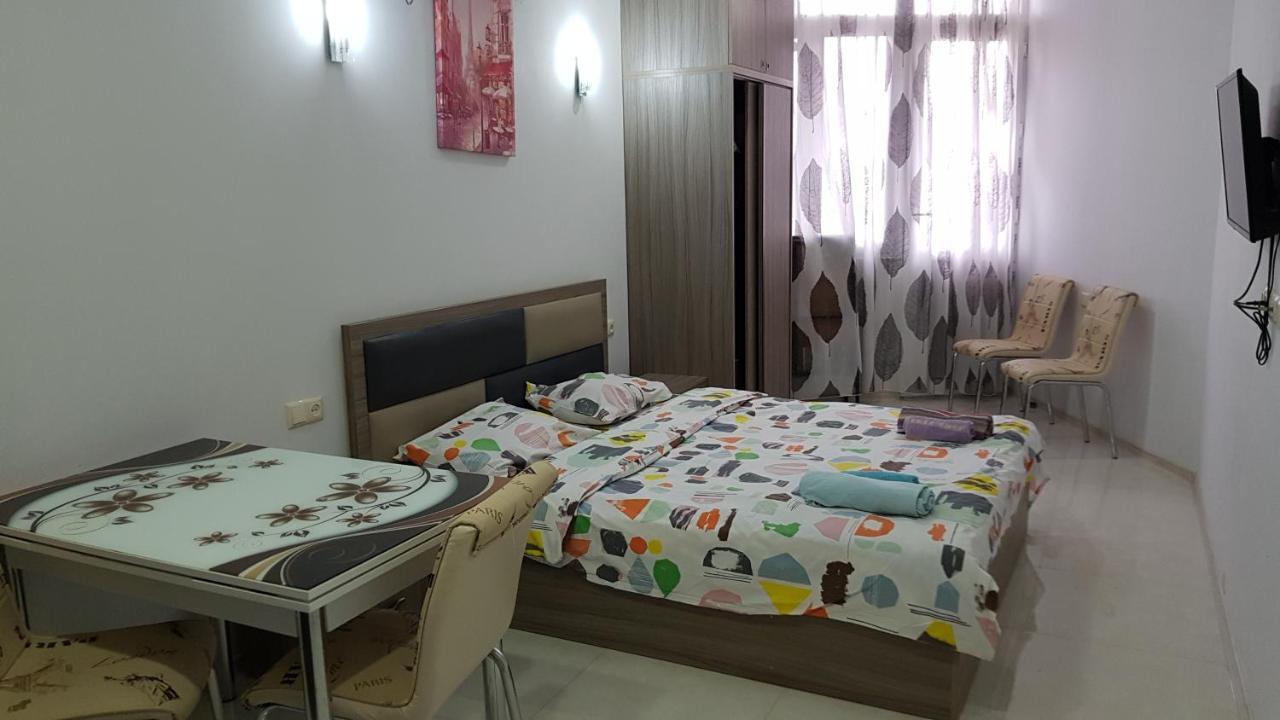 Sky-G Sea View Apartment Батуми Экстерьер фото